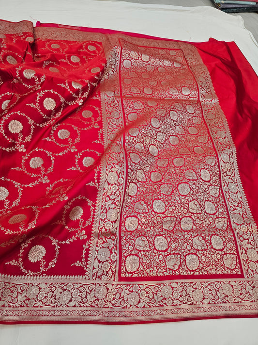 Banarasi Royal Red Mashru Silk Saree with Heavy Zari Jaal Weaving Description: