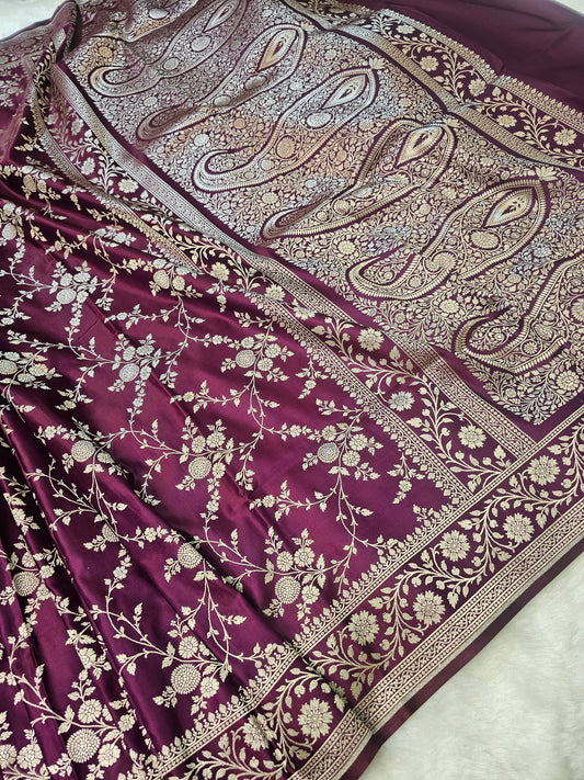 Banarasi Elegant Magenta Mashru Silk Saree with Silver Zari Floral Weaving