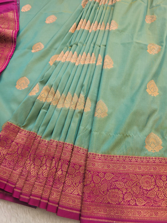 Banarasi Premium Soft Katan Silk Banarasi Saree with Gold Zari Buti & Contrast Magenta Border