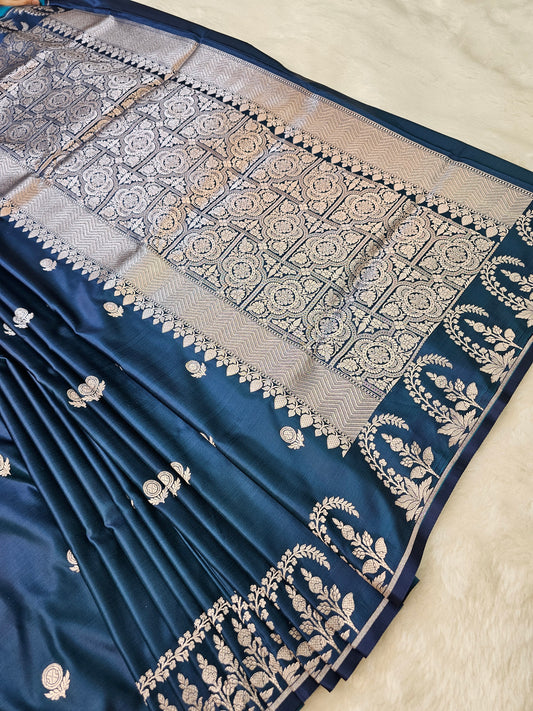 Banarasi Premium Mashru Silk Saree with Navy Blue Body & Antique Silver Zari Woven Pallu