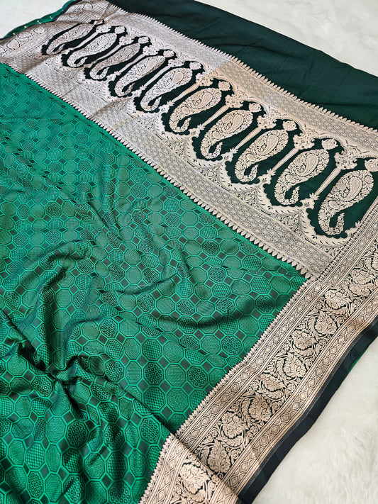 Banarasi Premium Mashru Silk Saree with Emerald Green Geometric Weave & Antique Silver Zari Pallu