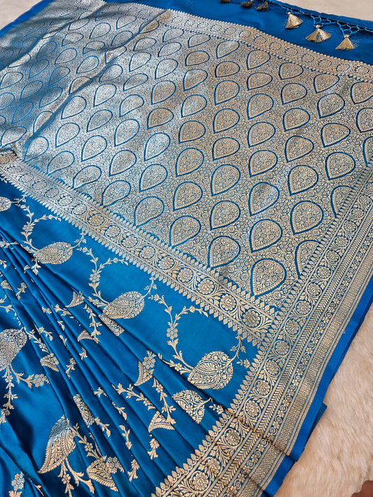 Banarasi Pastel Pistachio Green Mashru Silk Saree with Rose Gold Zari Paisley Pallu & Floral Border