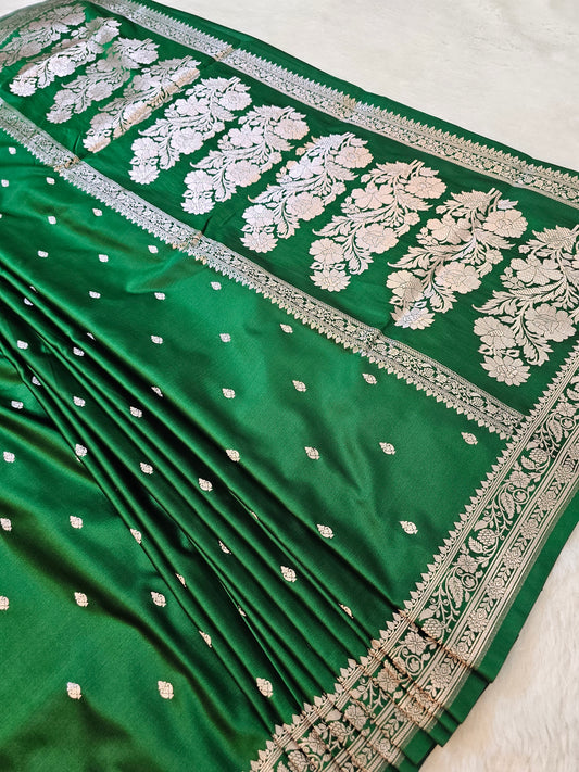 Banarasi Emerald Green Mashru Silk Saree with Floral Zari Pallu & Banarasi Border
