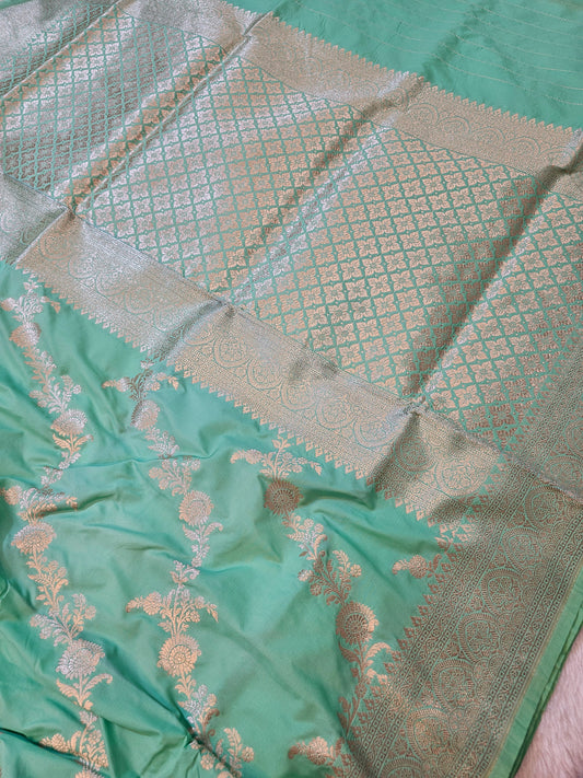 Banarasi Premium Mint Green Mashru Silk Saree with Antique Gold Zari Floral Weaving & Banarasi Border