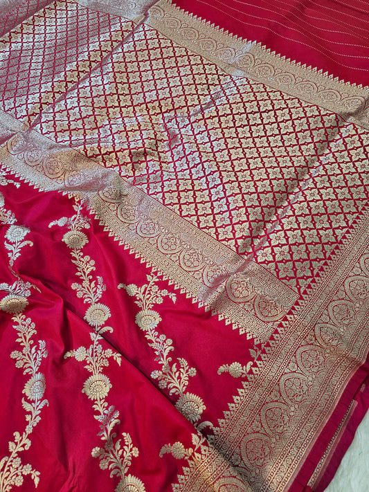 Banarasi Premium Rani Pink Mashru Silk Saree with Antique Gold Zari Floral Butti & Rich Banarasi Pallu