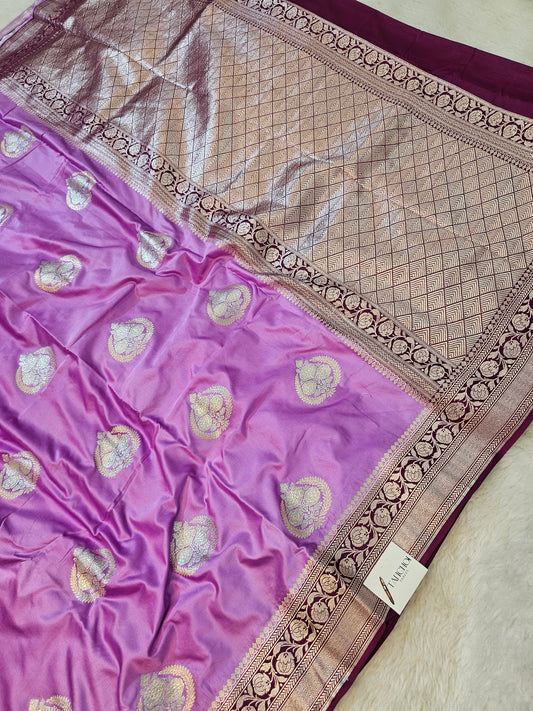 Banarasi Elegant Lavender Banarasi Mashru Silk Saree with Geometric Pallu and Silver Motifs