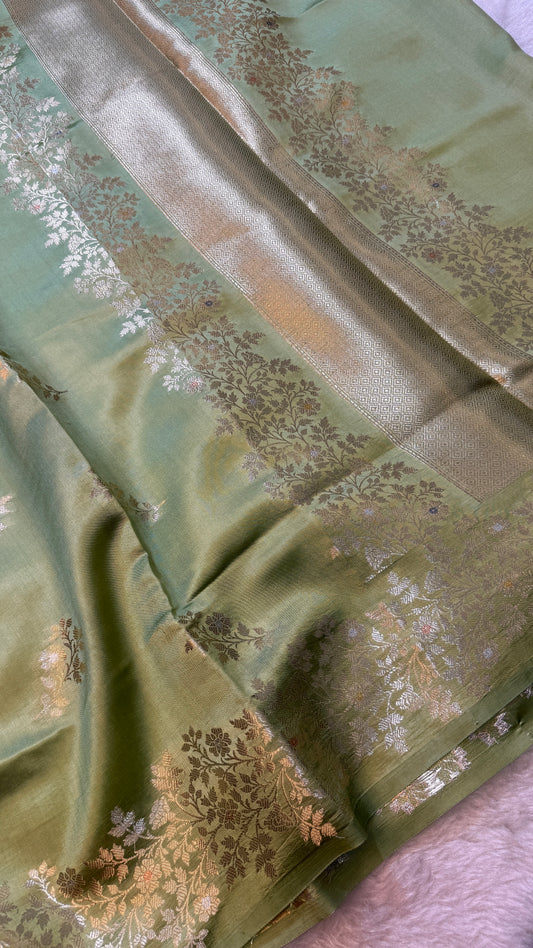 Banarasi Premium Pure Chiniya Silk Saree in Sage Green with Silver Zari Floral Weaving & Rich Woven Pallu