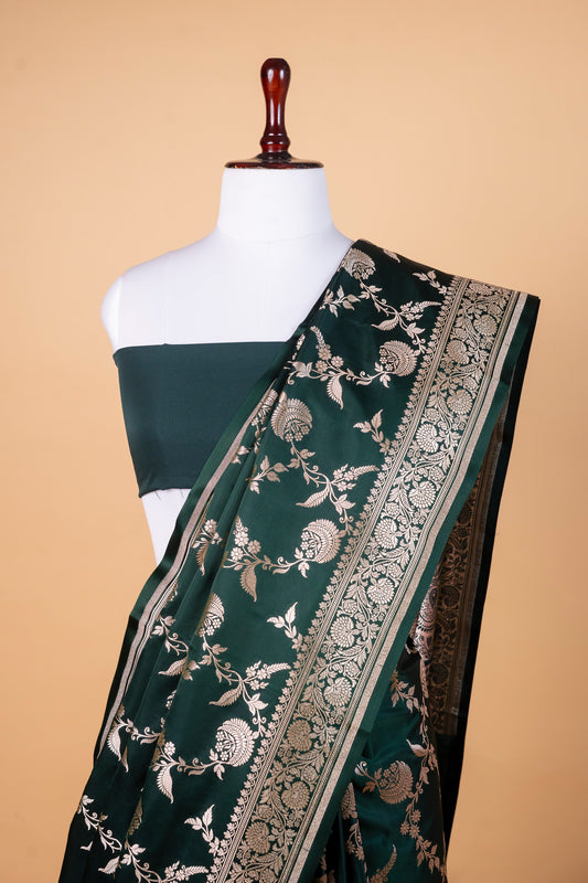 Pure Banarasi Mashru Silk Saree with Ornate Woven Zari Motifs Fabric: Mashru Silk
