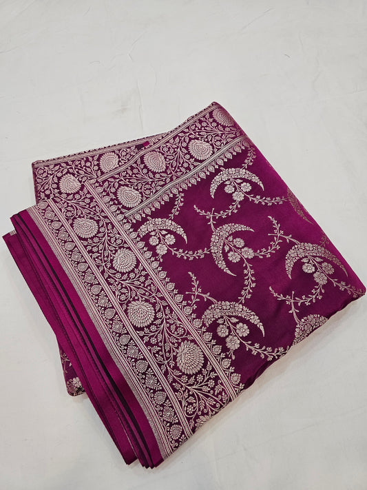 Banarasi Elegant Magenta Mashru Silk Saree with Silver Zari Floral Weaving