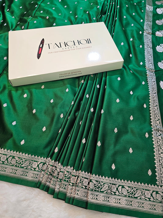 Banarasi Emerald Green Mashru Silk Saree with Floral Zari Pallu & Banarasi Border