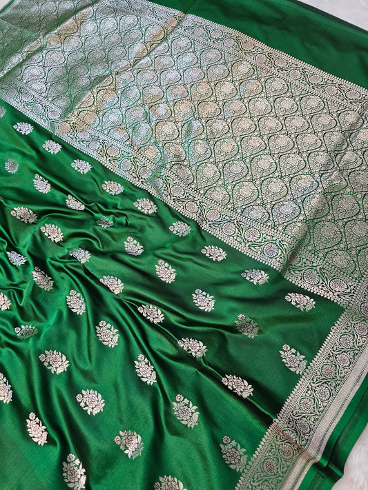 Banarasi Premium Mashru Silk Saree in Emerald Green with Antique Silver Zari Floral Buti Weaving