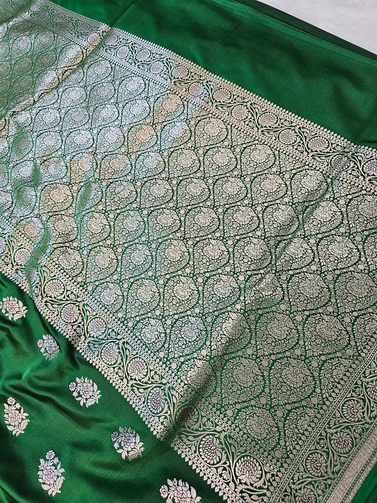 Banarasi Premium Mashru Silk Saree in Emerald Green with Antique Silver Zari Floral Buti Weaving