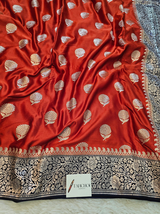 Banarasi Premium Mashru Silk Saree in Rist & Nave Blue with Antique Gold Zari Paisley Pallu
