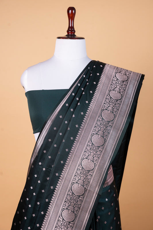 Deep Forest Green Pure Banarasi Mashru Silk Saree with Intricate Woven Zari Work