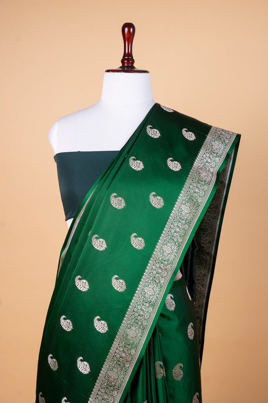 Emerald Green Pure Banarasi Mashru Silk Saree with Woven Buttis and Contrast Pallu