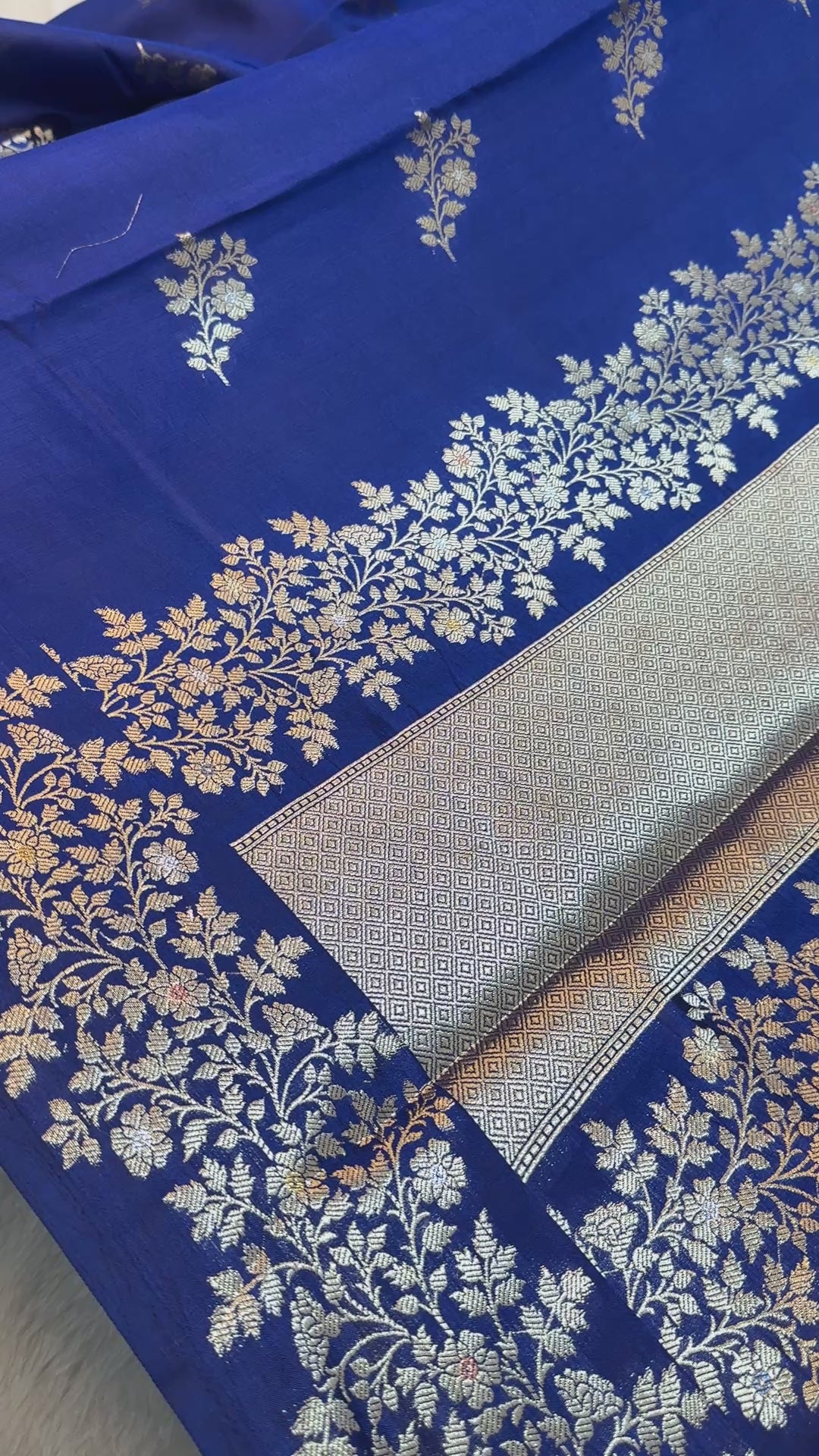 Banarasi Premium Pure Chiniya Silk Saree in Royal Blue with Silver Zari Floral Weaving & Rich Woven Pallu